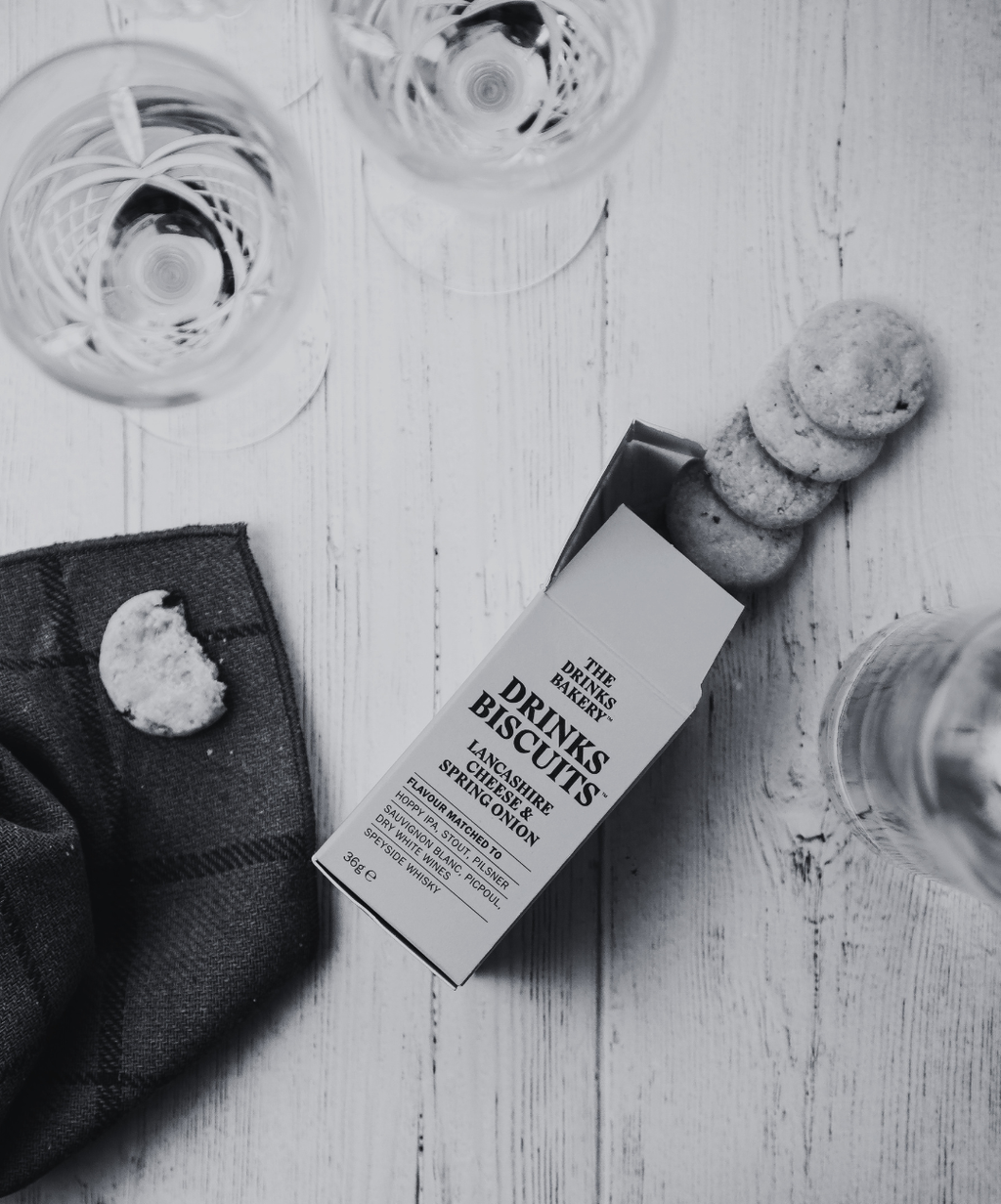 Elevate your drinking experience with our expertly flavoured snacks, perfectly matched to various alcoholic and non-alcoholic drinks. Our luxury biscuits are designed to complement and enhance the taste of your favourite beverages, making them the ultimate bar snacks or ‘alcohol biscuits’ for every occasion. The ultimate biscuit box.